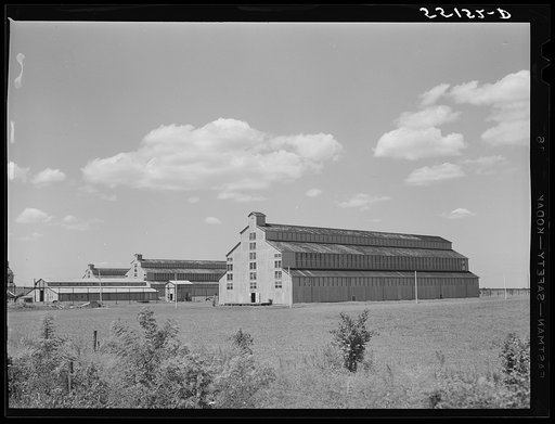 Untitled photo, possibly related to: Distillery near Bardstown, Kentucky