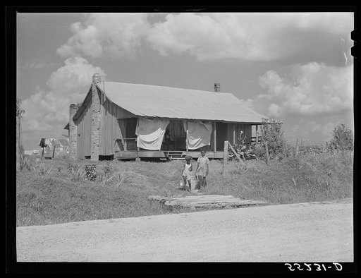 Untitled photo, possibly related to: Knowlton Plantation. Pertshire, Mississippi Delta, Mississippi