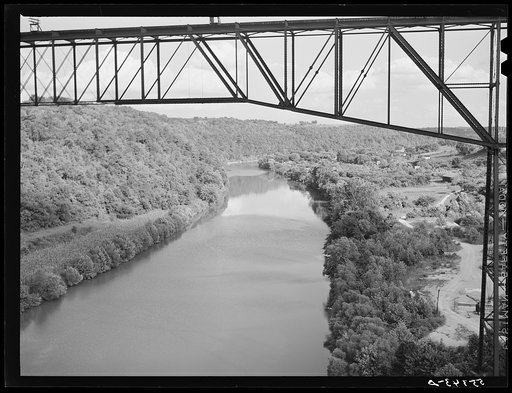 Untitled photo, possibly related to: River near Harrodsburg, Kentucky