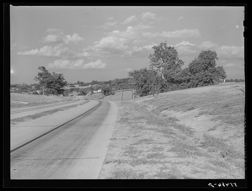 Highway between Louisville and Lexington, Kentucky
