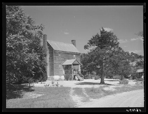 Old Thomas house now lived in by colored tenants on submarginal land in eroded section of Caswell County, North Carolina
