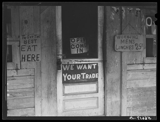 "Working men lunches" cafe where construction workers eat in Pineville, Louisiana. On highway to Camp Livingston