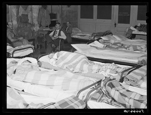 Flophouse of about thirty-seven beds at fifty cents each, constantly crowded with construction workers sleeping in several shifts. Some of them had flu.  Alexandria, Louisiana