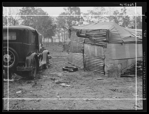 Living quarters of construction workers near Camp Blanding. Starke, Florida