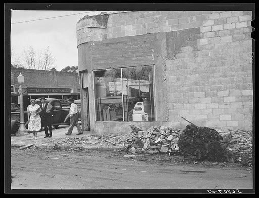 Reconstruction taking place on main street of village. Starke, Florida, boomtown