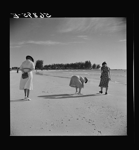 Guests of Sarasota trailer park, Sarasota, Florida, at the beach