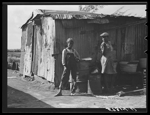 Living quarters for migratory laborers near Canal Point, Florida