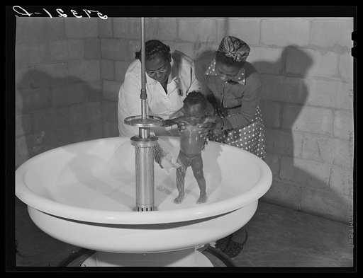 Sanitary facilities are provided in migratory labor camp. Belle Glade, Florida