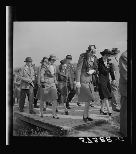 Spectators at the Point to Point Cup race of the Maryland Hunt Club. Worthington Valley near Glyndon, Maryland