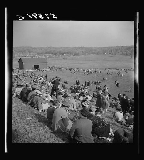 Spectators at the Point to Point Cup race of the Maryland Hunt Club. Worthington Valley near Glyndon, Maryland