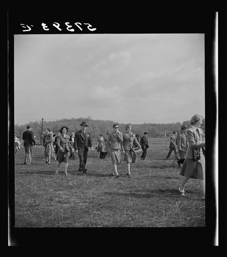 Untitled photo, possibly related to: Spectators at the Point-to-Point Cup race of the Maryland Hunt Club. Worthington Valley, near Glyndon, Maryland