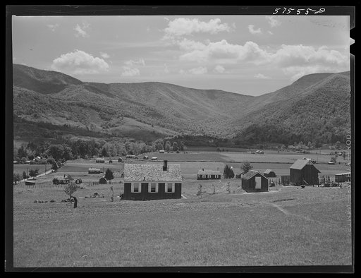Untitled photo, possibly related to: Homes on FSA (Farm Security Administration) project. Ida Valley Farms, Shenandoah Homesteads, near Luray, Virginia