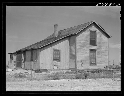 Home of FSA (Farm Security Administration) borrower. Laredo, Montana