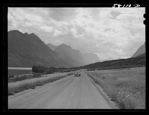Going-to-the-Sun highway. Glacier National Park, Montana