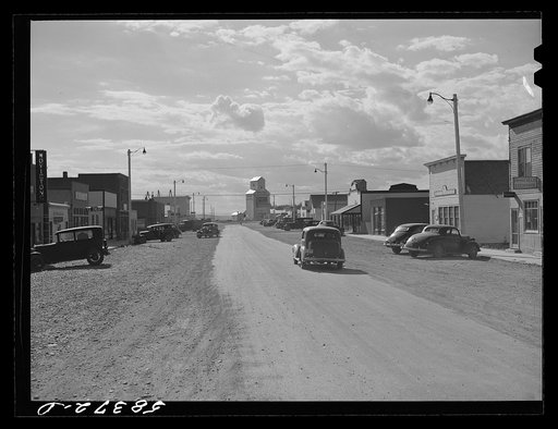 Fairfield, Montana, with grain storage elevator in background