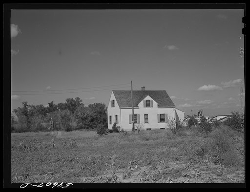 House at Two Rivers Non-Stock Cooperative, a FSA (Farm Security Administration) co-op. Waterloo, Nebraska
