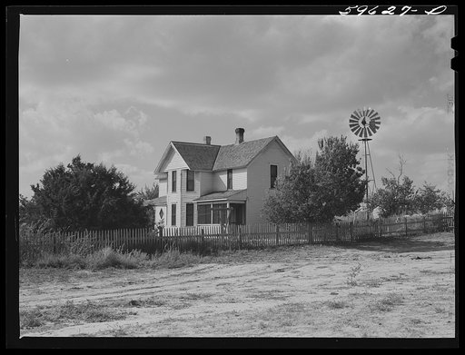 Home of Reed family. They have been on this place raising hogs and cattle for the past fifty years