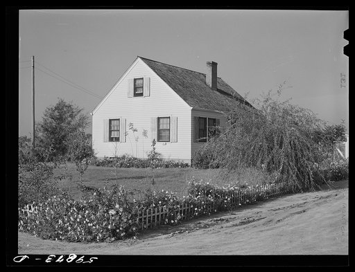 Home of family on FSA (Farm Security Administration) project. Two Rivers, Waterloo, Nebraska