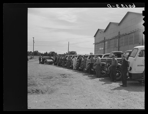 Untitled photo, possibly related to: Maintenance crew. Greendale, Wisconsin