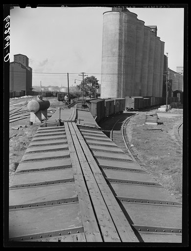 Untitled photo, possibly related to: Grain elevator and Gold Metal flour mill. Minneapolis, Minnesota