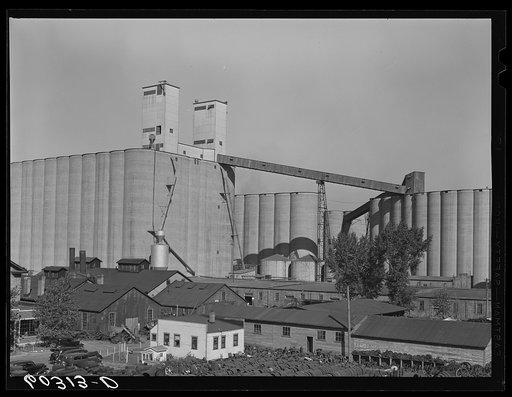 Archer-Daniels Company grain elevators, Minneapolis, Minnesota. Total capacity--thirty two million bushels