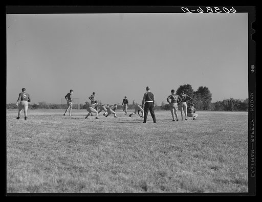 Six-man football played in high school at Greenhills, Ohio