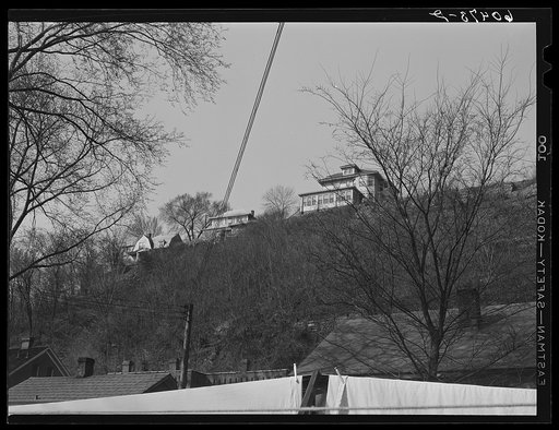 Untitled photo, possibly related to: Elevator to residential section on bluffs. Dubuque, Iowa
