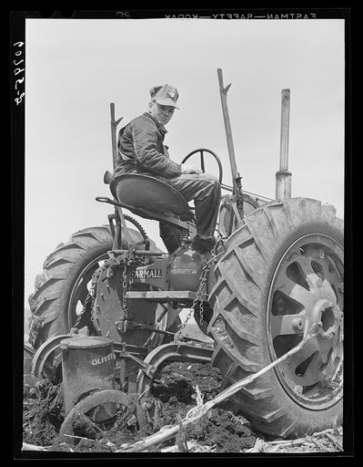 Two-row tractor corn planter. Monona County, Iowa
