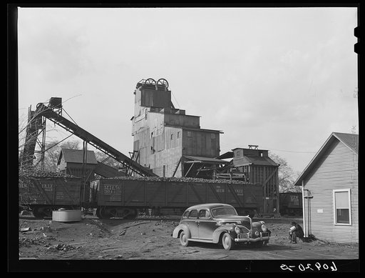 Coal mine where many residents of Granger Homesteads are employed. Iowa