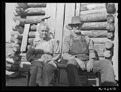 Old couple who will move to one of the Delmo labor homes. New Madrid County, Missouri