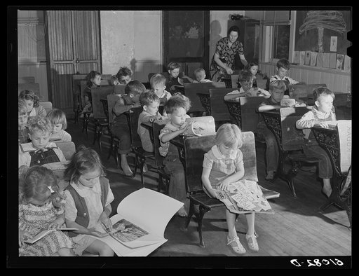 Nursery school operated for migratory children by Women's Council for Home Missions. Berrien County, Michigan