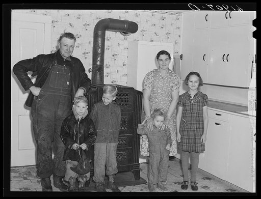 The Misch family, tenant purchase borrowers. Labette County, Kansas