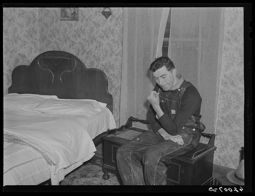 Untitled photo, possibly related to: Construction workers at Hercules powder plant in their room in boardinghouse. Radford, Virginia