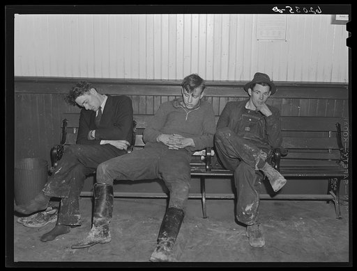 Men from out of town spending the night in railroad station. Radford, Virginia