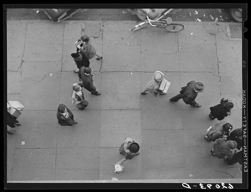 Untitled photo, possibly related to: Christmas shopping crowds. Gadsden, Alabama