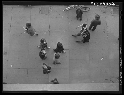 Untitled photo, possibly related to: Christmas shopping crowds. Gadsden, Alabama