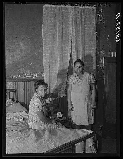Wife and daughter of steelworker. Aliquippa, Pennsylvania