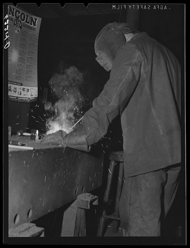 Welding. Structural shop, Keystone Drilling Company. Beaver Falls, Pennsylvania