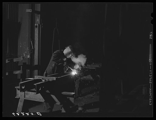 Welding. Structural shop, Keystone Drilling Company. Beaver Falls, Pennsylvania