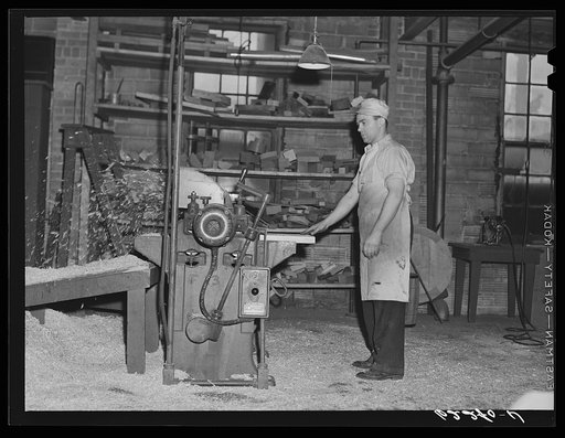 Planning operation, pattern shop. Keystone Drilling Company. Beaver Falls, Pennsylvania
