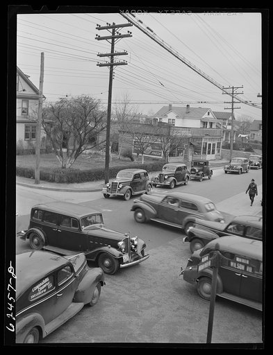 Untitled photo, possibly related to: Four o'clock traffic, Norfolk, Virginia