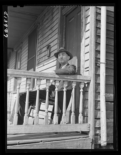 Navy yard worker, Portsmouth, Virginia
