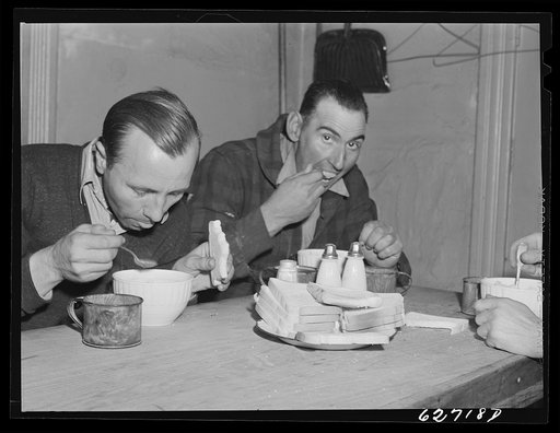 Untitled photo, possibly related to: Salvation Army. Newport News, Virginia