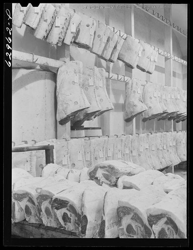 Meat in cold storage. Davidson Meat Company, suppliers of hotels, restaurants, etc. Chicago, Illinois