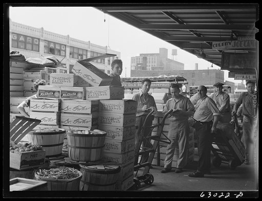 Produce market, where commission merchants sell to retailers. Chicago, Illinois