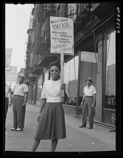 Girl in picket line. Mid-City Company, South Chicago, Illinois