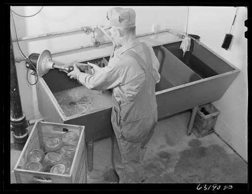 Untitled photo, possibly related to: Washing bottles at pasteurizing plant. Greendale, Wisconsin