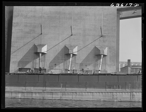 Grain boat loading at Occident elevator. Duluth, Minnesota
