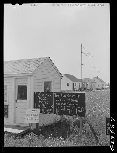 Real estate office. Outskirts of Detroit, Michigan