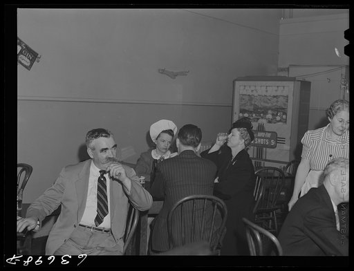 Beer parlor. Detroit, Michigan